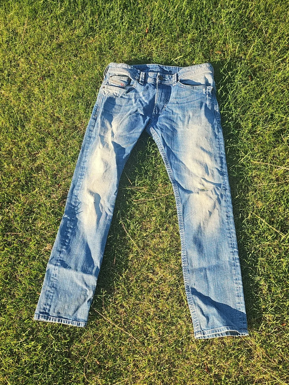Diesel Thavar Slim Skinny Men’s 33W32L Slim Straight Jeans Faded Blue Denim L17